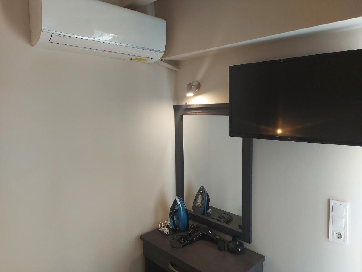 Hotel Banbus Lutrá Edipszú Kültér fotó