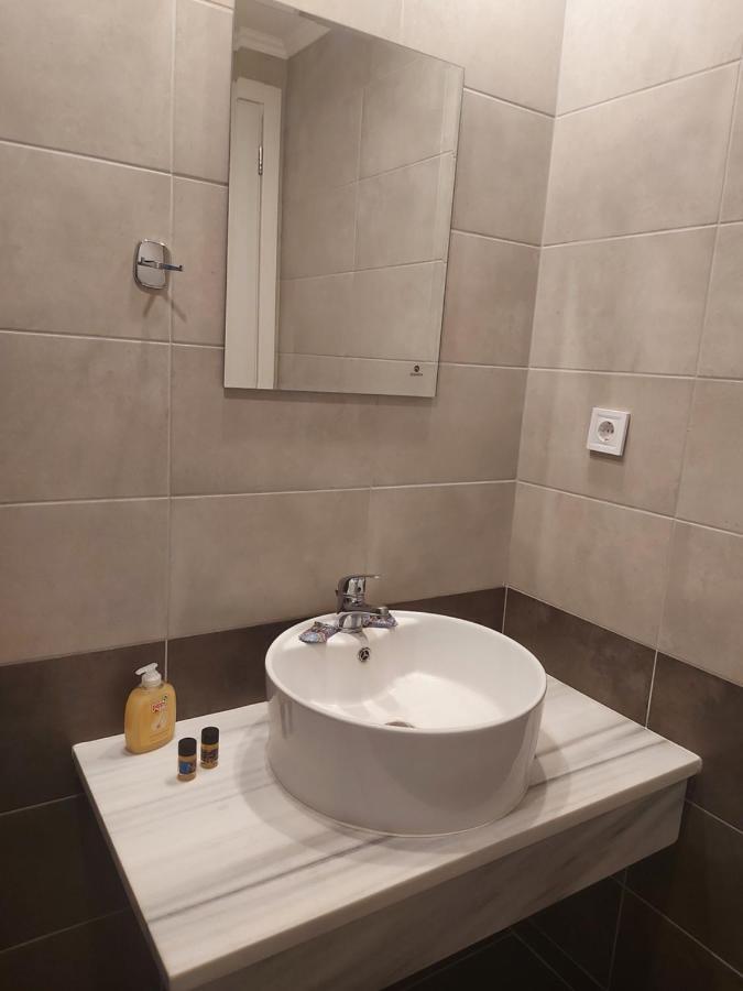 Hotel Banbus Lutrá Edipszú Kültér fotó