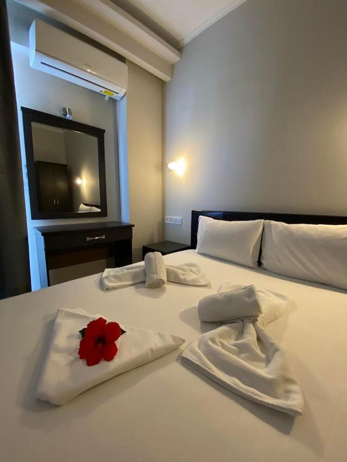 Hotel Banbus Lutrá Edipszú Kültér fotó