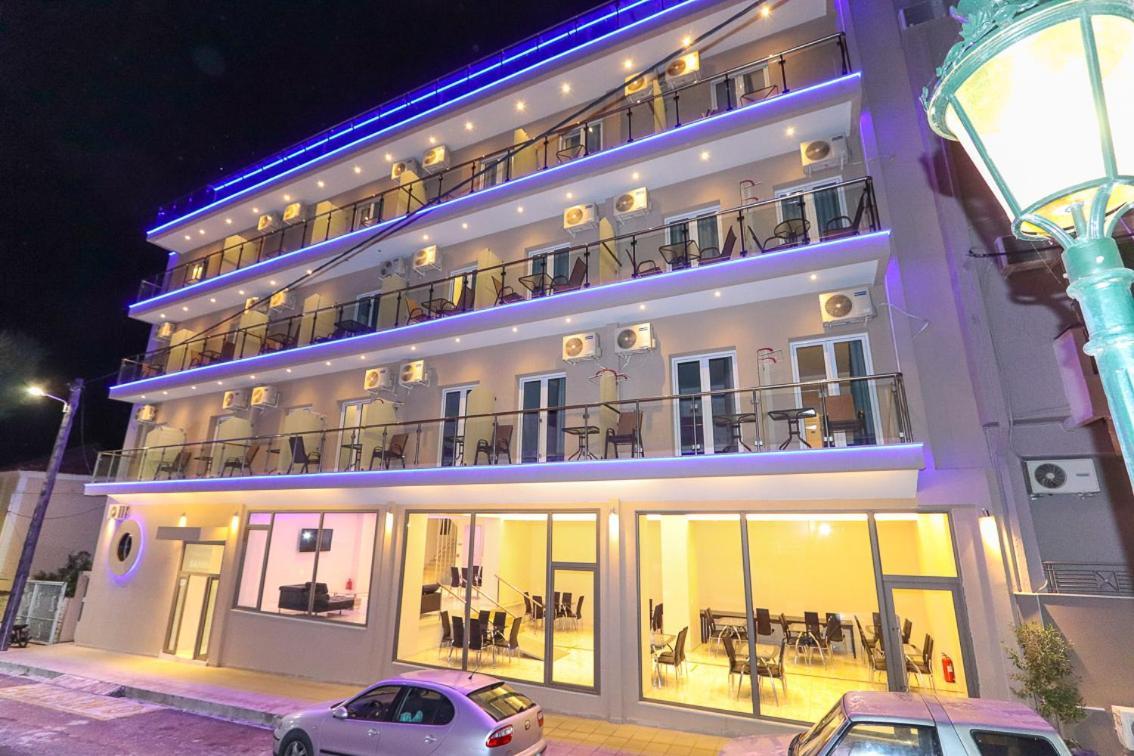 Hotel Banbus Lutrá Edipszú Kültér fotó